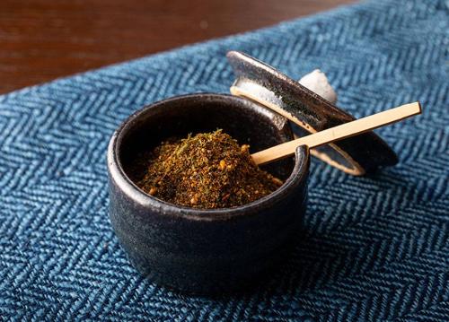 美々卯特製 七味唐辛子　《送料別途》